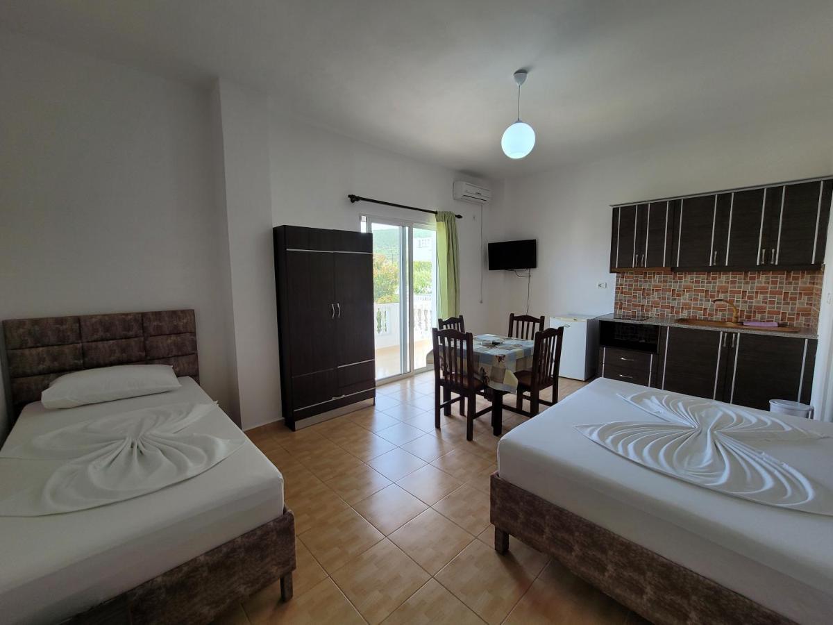 Villa Roku Ксамил Экстерьер фото
